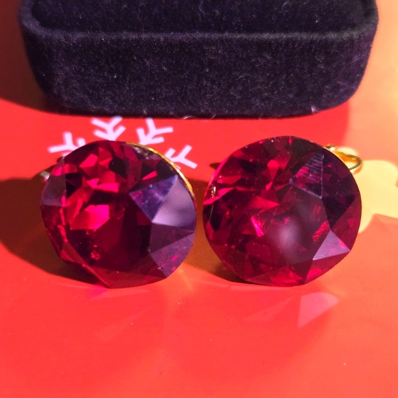 Vogue Ruby (faux) Vintage Runway Earrings - Picture 9 of 11